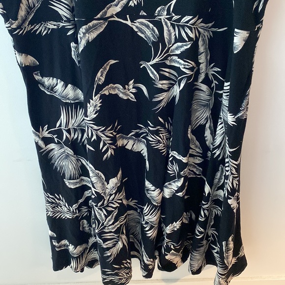 Tropical print cotton summer dress - midi length WITH POCKETS! - Picture 5 of 7